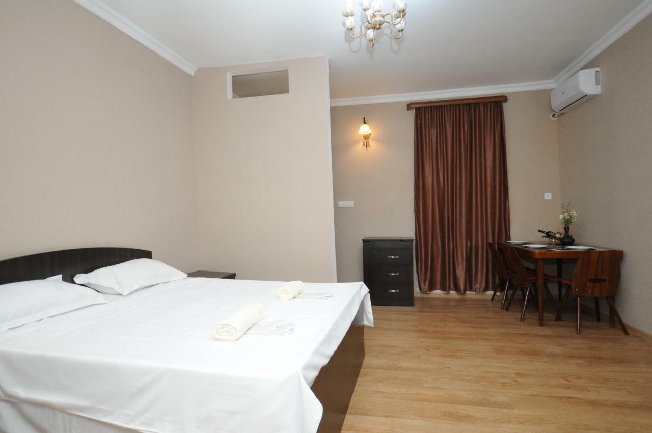 Shako'S Apartments Тбилиси Экстерьер фото