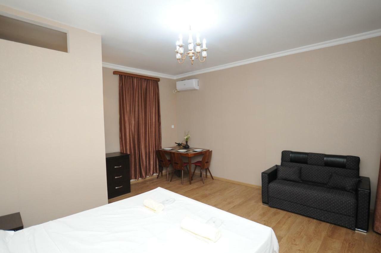 Shako'S Apartments Тбилиси Экстерьер фото